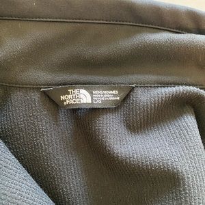 Men’s The North Face soft shell jacket (L)